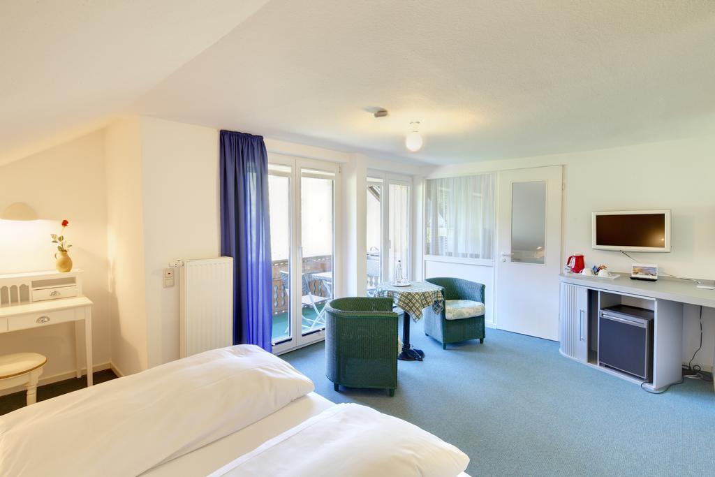 Hotel Kleiner Koenig Швангау Экстерьер фото